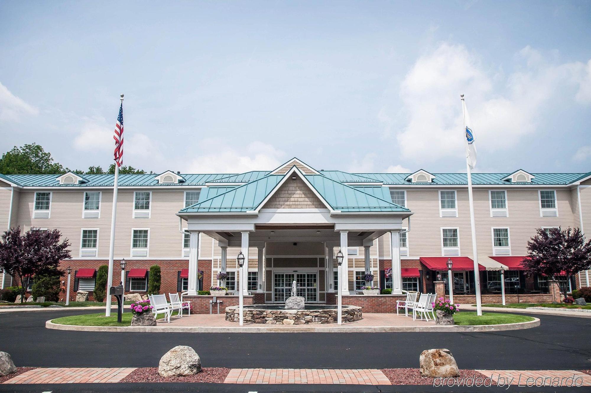 Comfort Inn&Suites Sturbridge-Brimfield Exterior foto