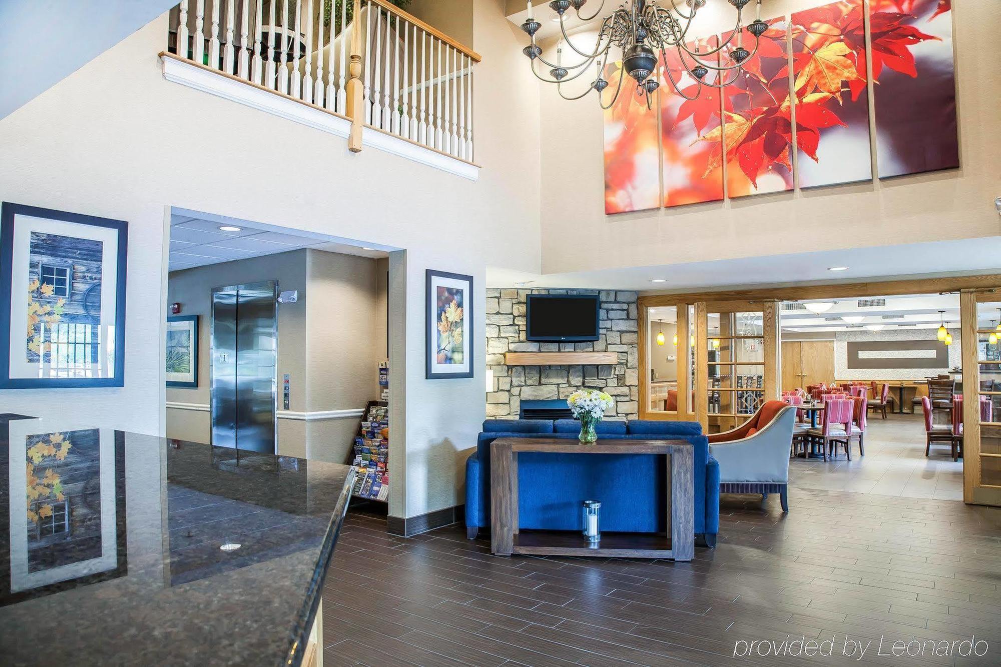 Comfort Inn&Suites Sturbridge-Brimfield Exterior foto
