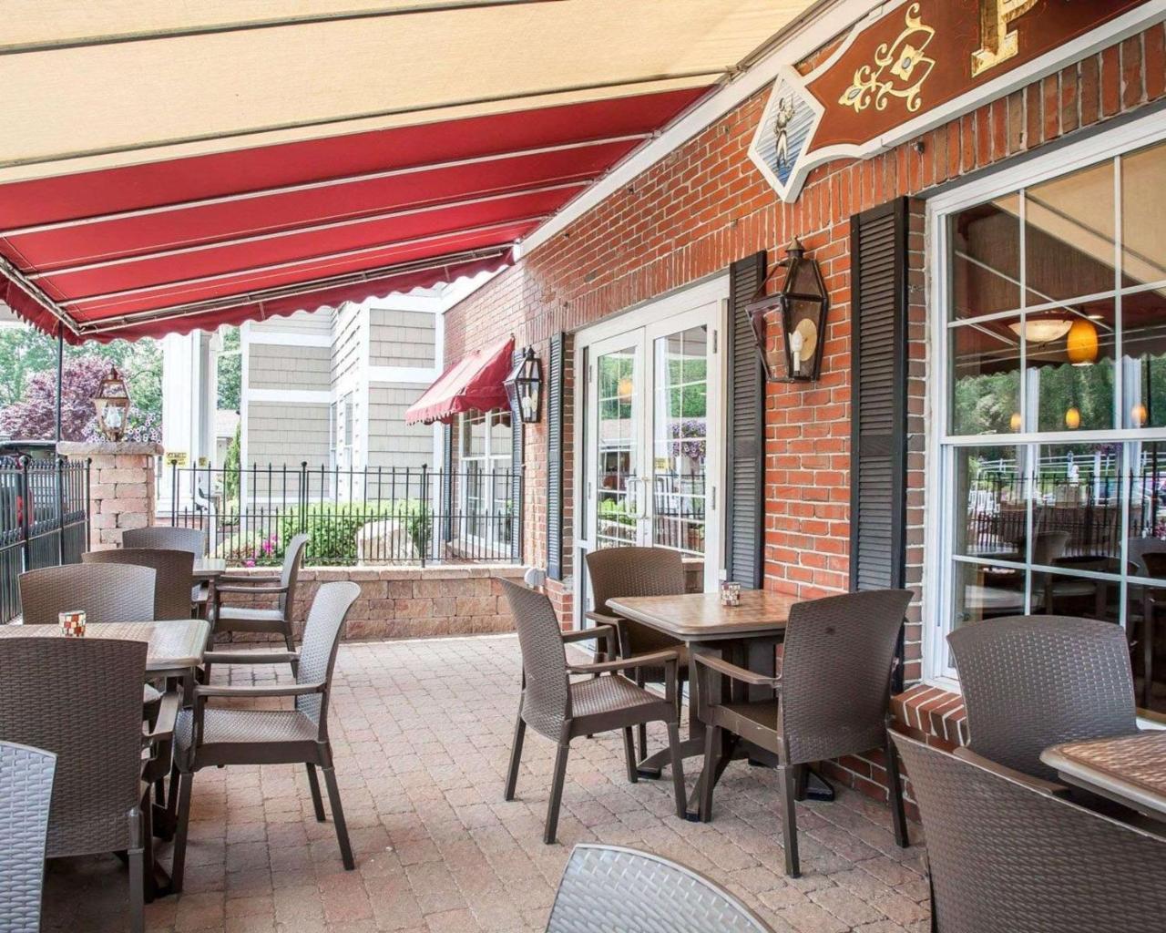 Comfort Inn&Suites Sturbridge-Brimfield Exterior foto
